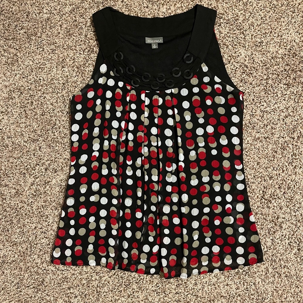 Dressy tank with the detail